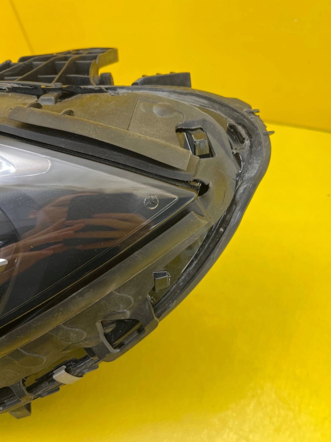light left Mercedes C-Klasa W206 21- Full Led A2069066104
