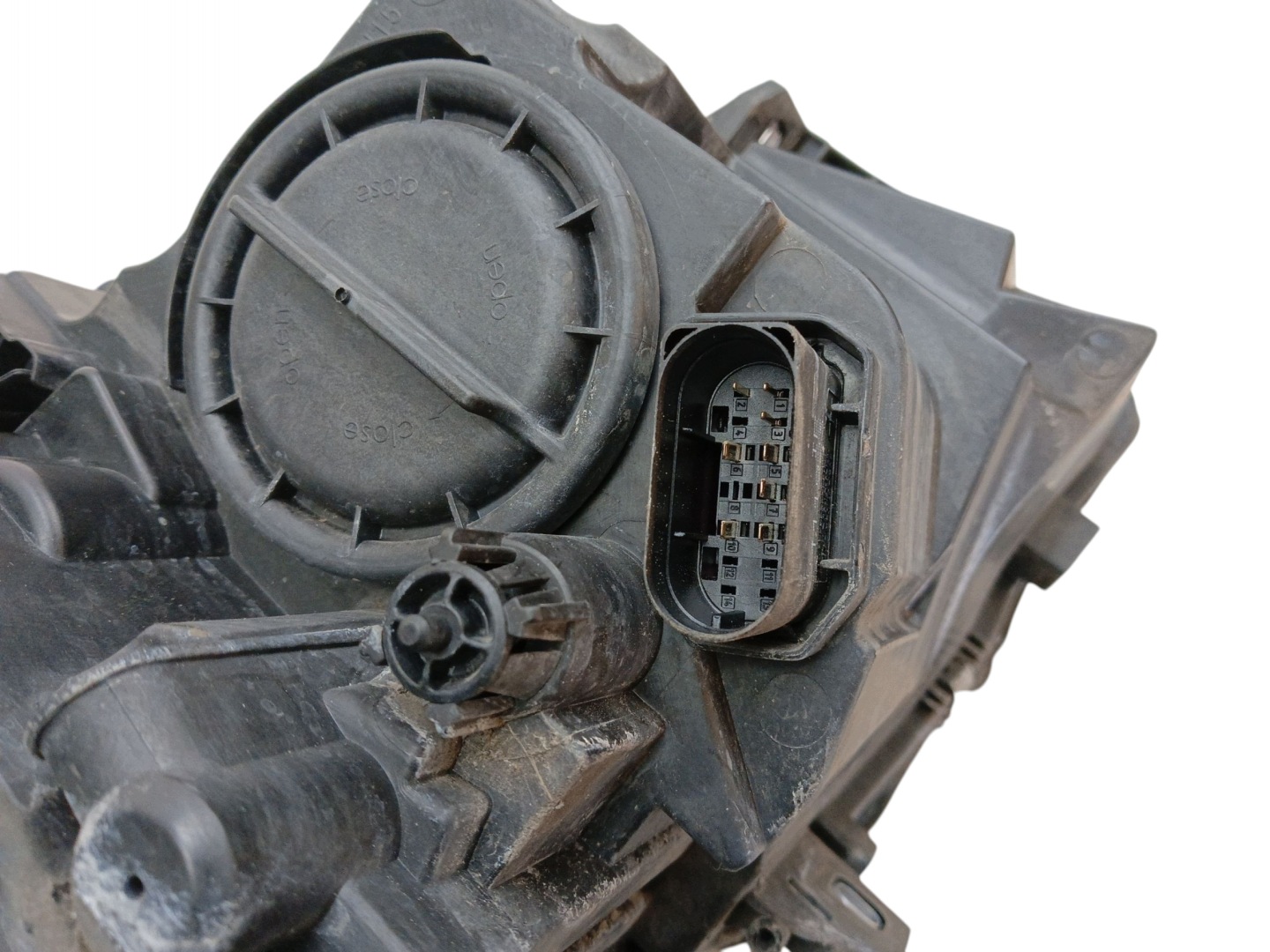 light REFLEKTOR left front MERCEDES CLA W117 (15-17) A1178200561 UK