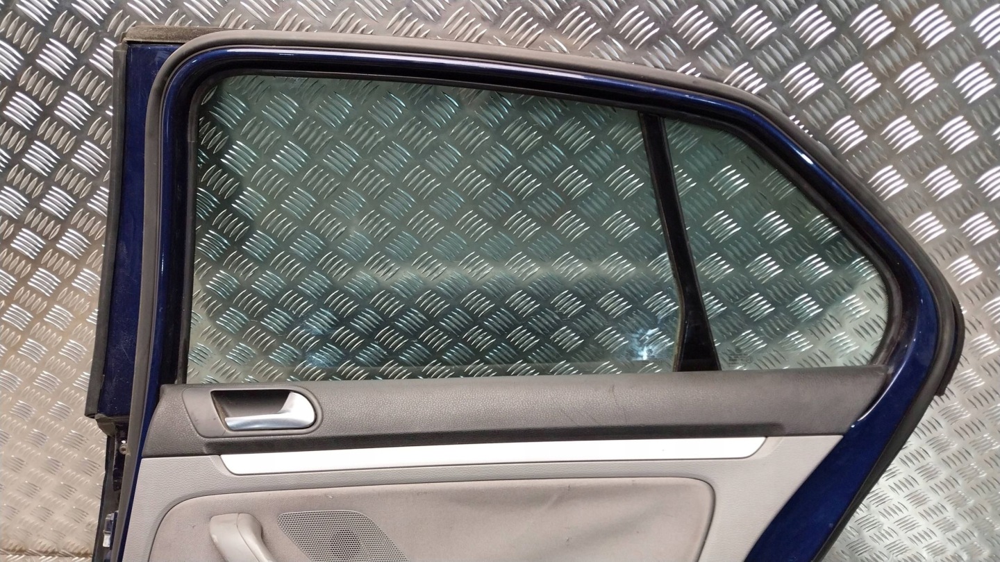 Portière Arrière Droit VW JETTA V 05