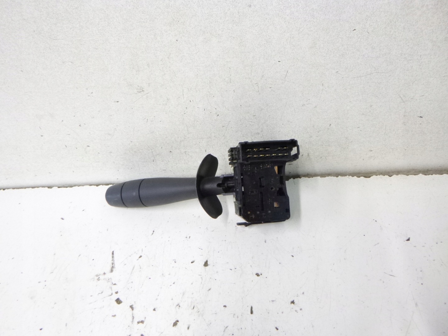 ručice brisača Opel Vivaro 8200490948 2006r.