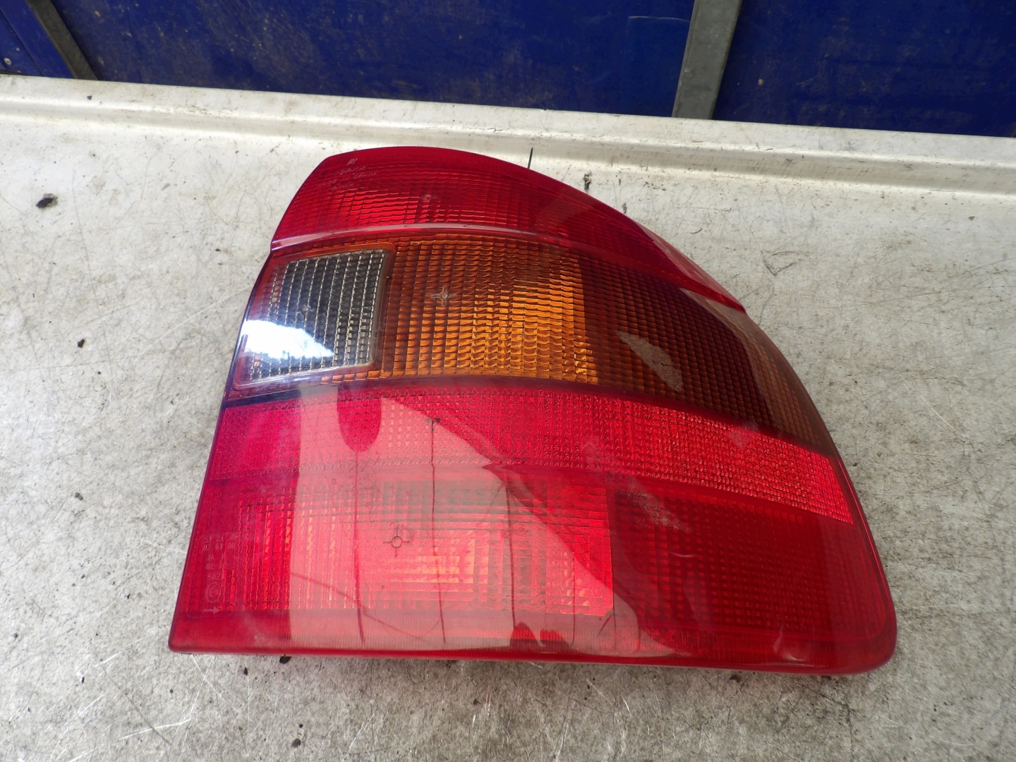 Opel Astra F light rear left sedan