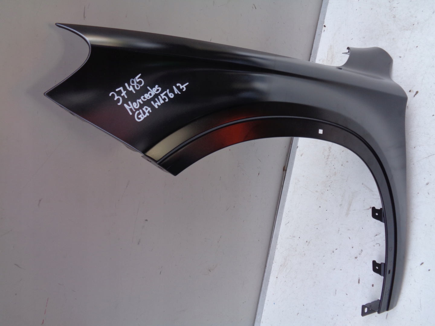 new fender left front MERCEDES GLA W156 13- NR 37485