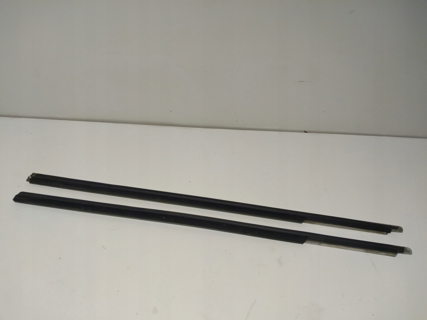moulding CHROM windows LEWEJ MERCEDES W207 C207 rear part