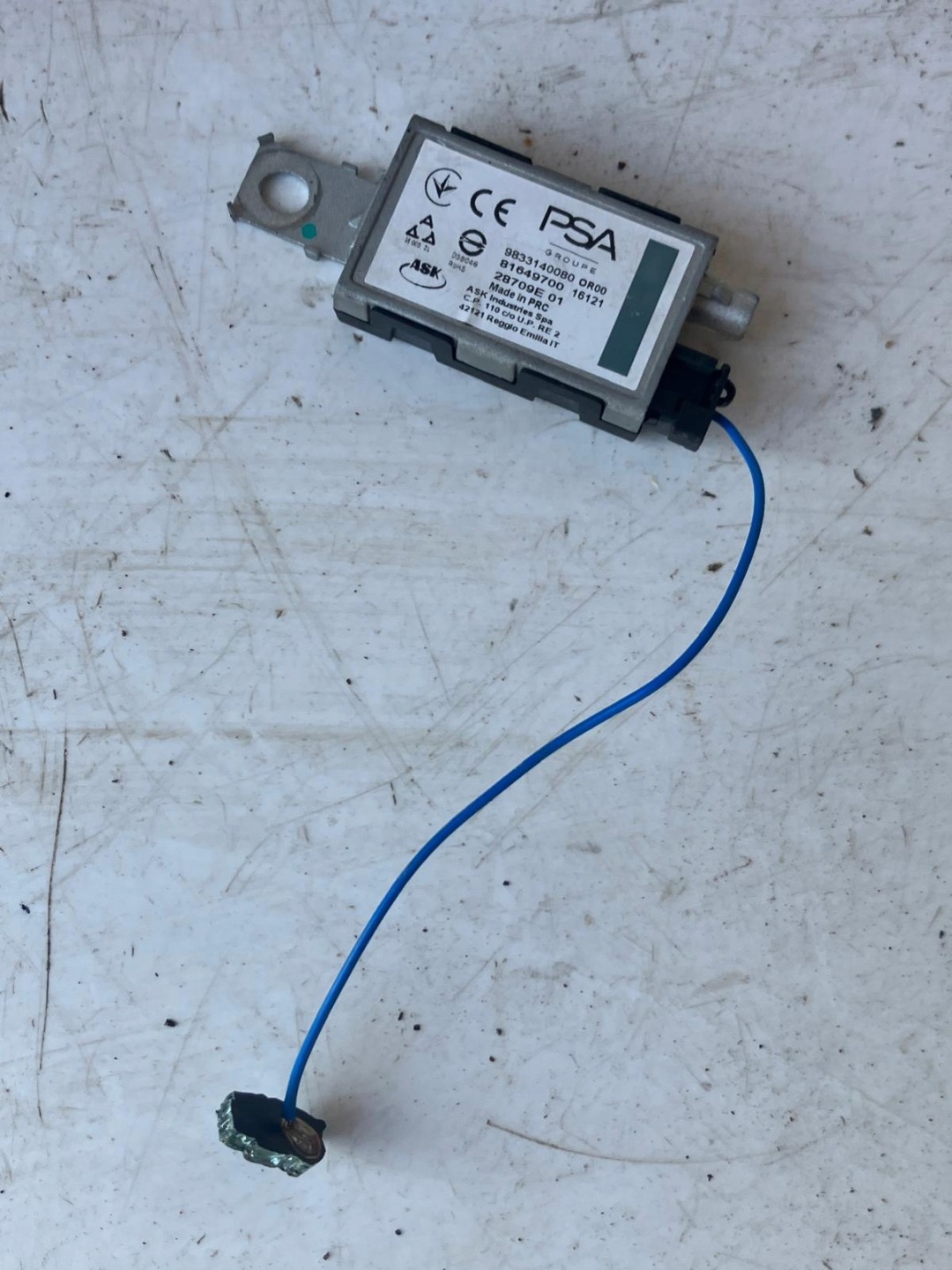 amplifier ANTENY PEUGEOT 208 II 9833140080