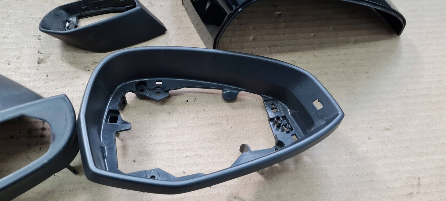 A4 B9 8W cover cap cover mirrors right LY9B 8W0857528