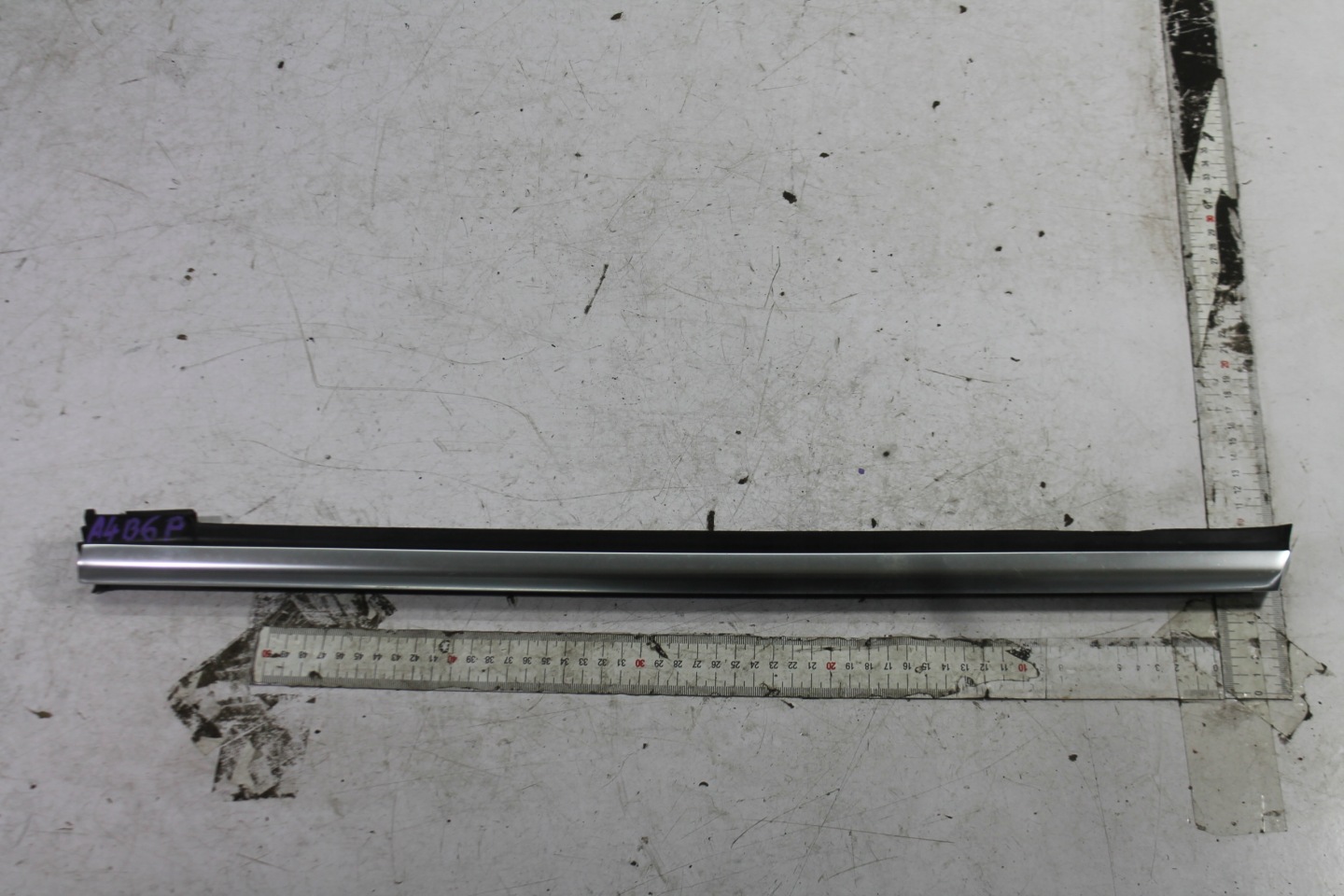 moulding CHROM right rear part 8H0839478 A4 B7 CABRIO 06
