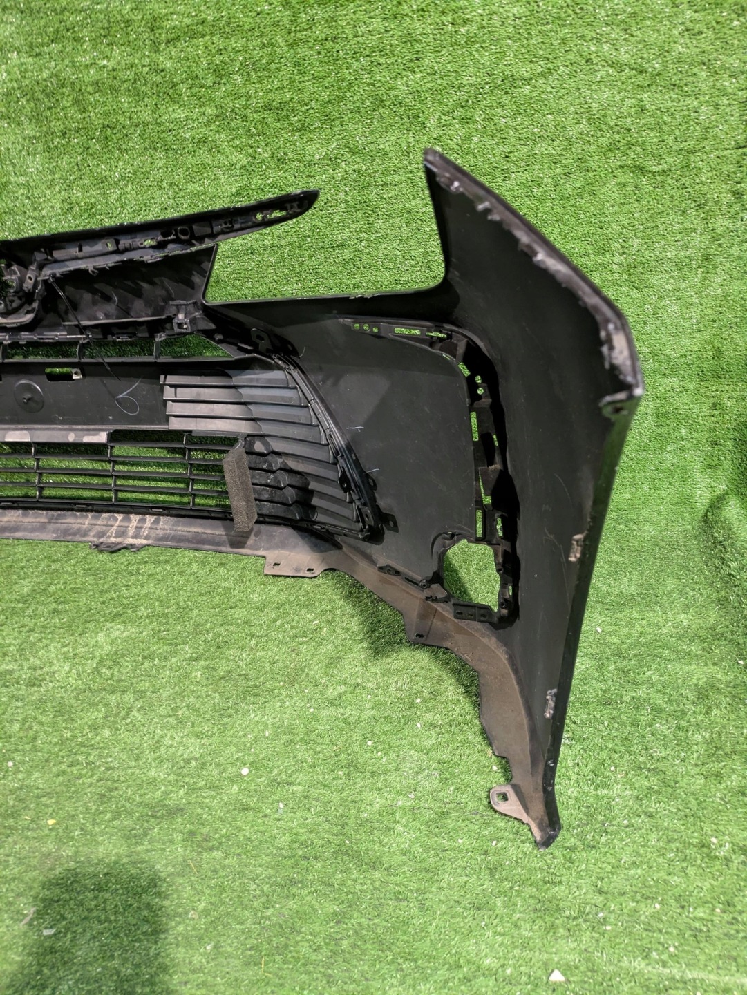 front bumper front TOYOTA COROLLA E21 sedan NR.8193