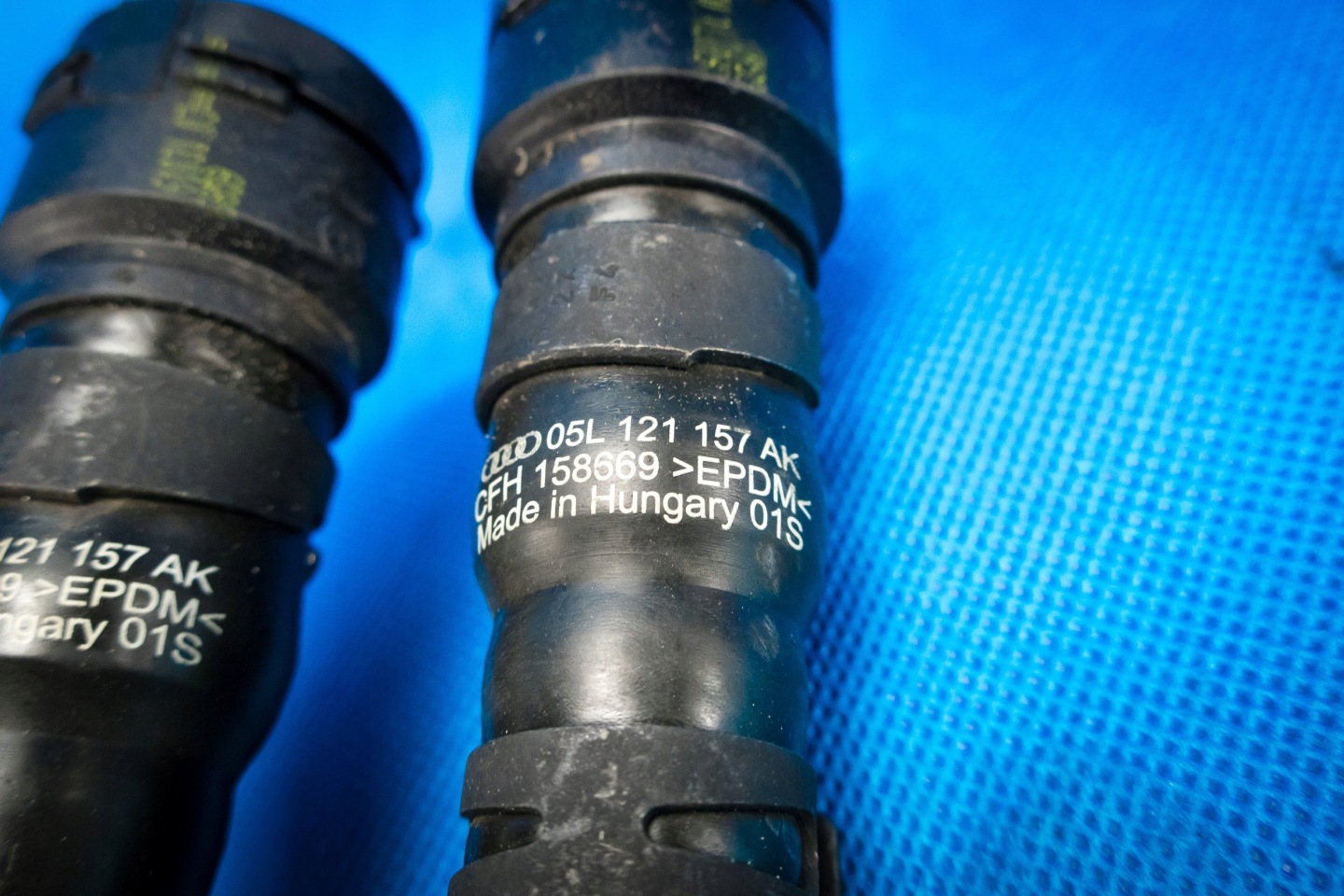 pipe wodna Audi A4 A5 8W A6 A7 4K Q5 05L122157AS