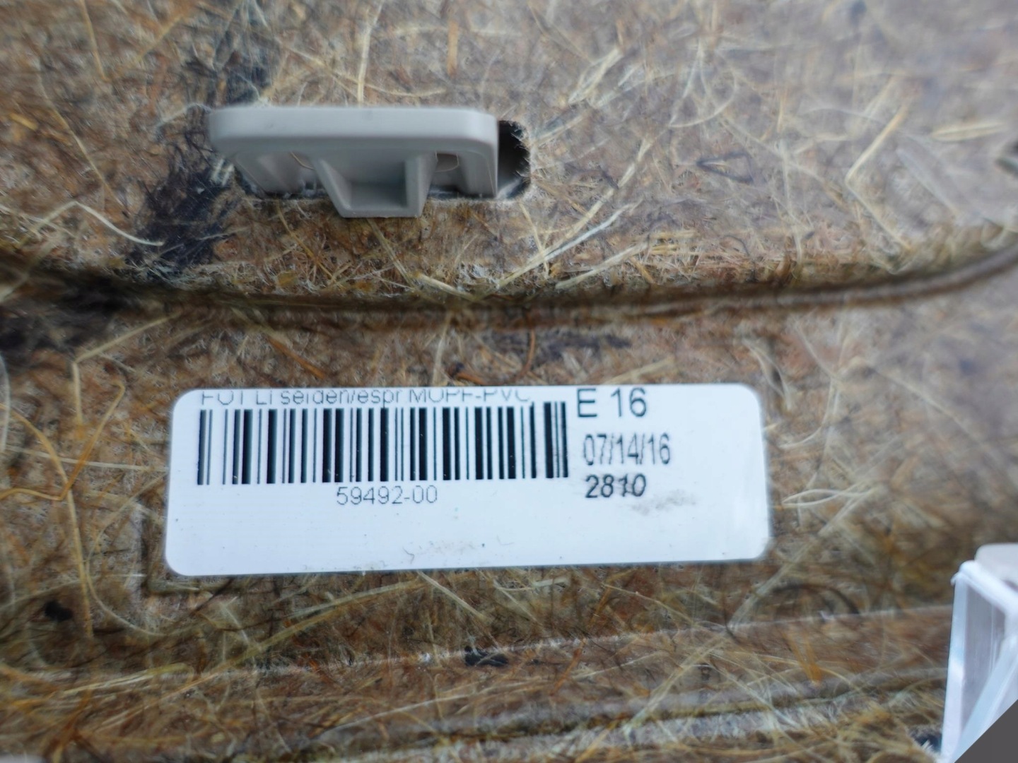 MERCEDES CLS C218 X218 upholstery side left rear part