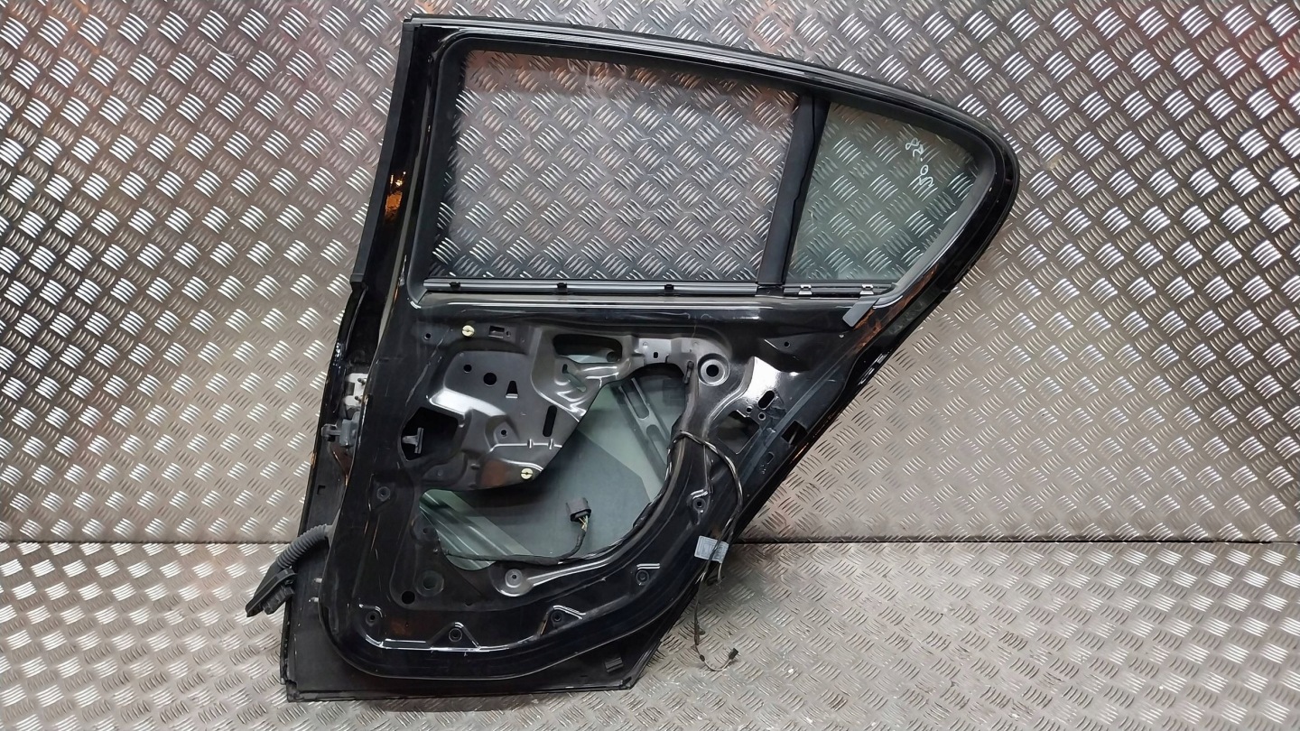 Tür heck rechts BMW 1 E87 04