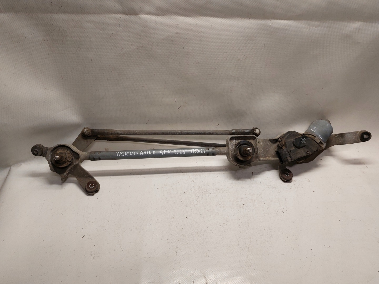 wiper mechanism front OPEL INSIGNIA ANGLIK
