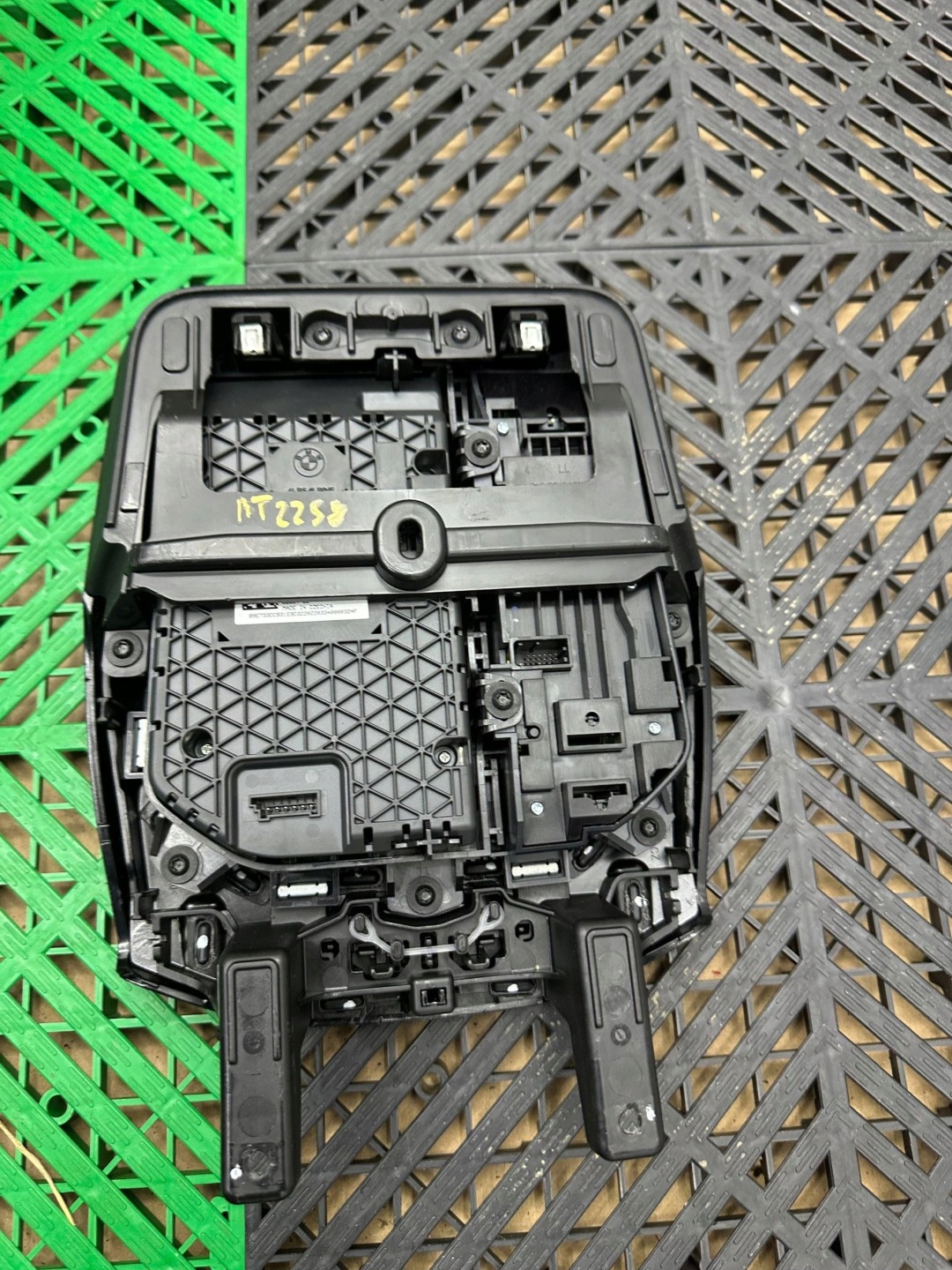 modulo Controllo consolle centralnej medio BMW 5 G60 G61 5A13175