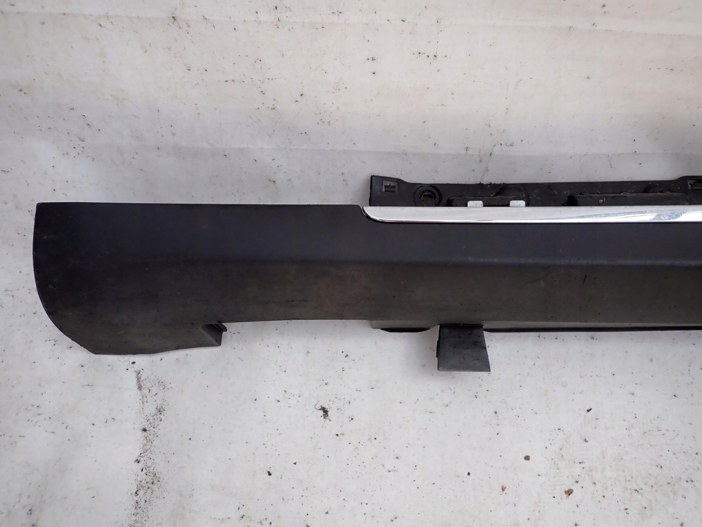 TESLA MODEL S 12-21 threshold left moulding threshold left