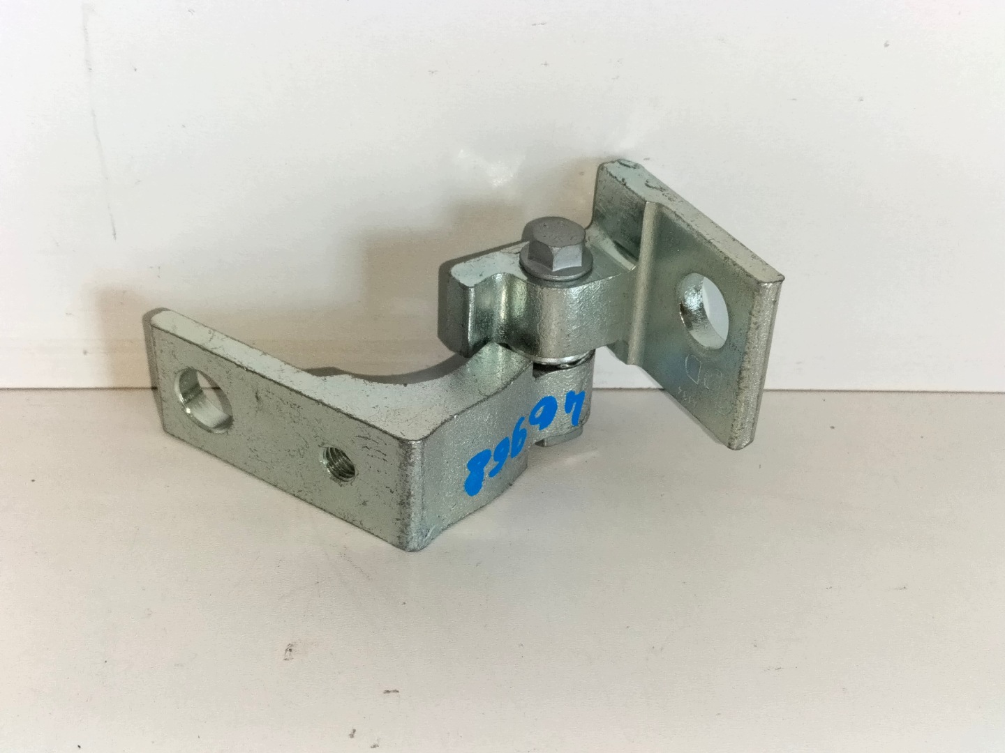hinge door front front right lower FIAT 500 07- ALFA ROMEO MITO 08