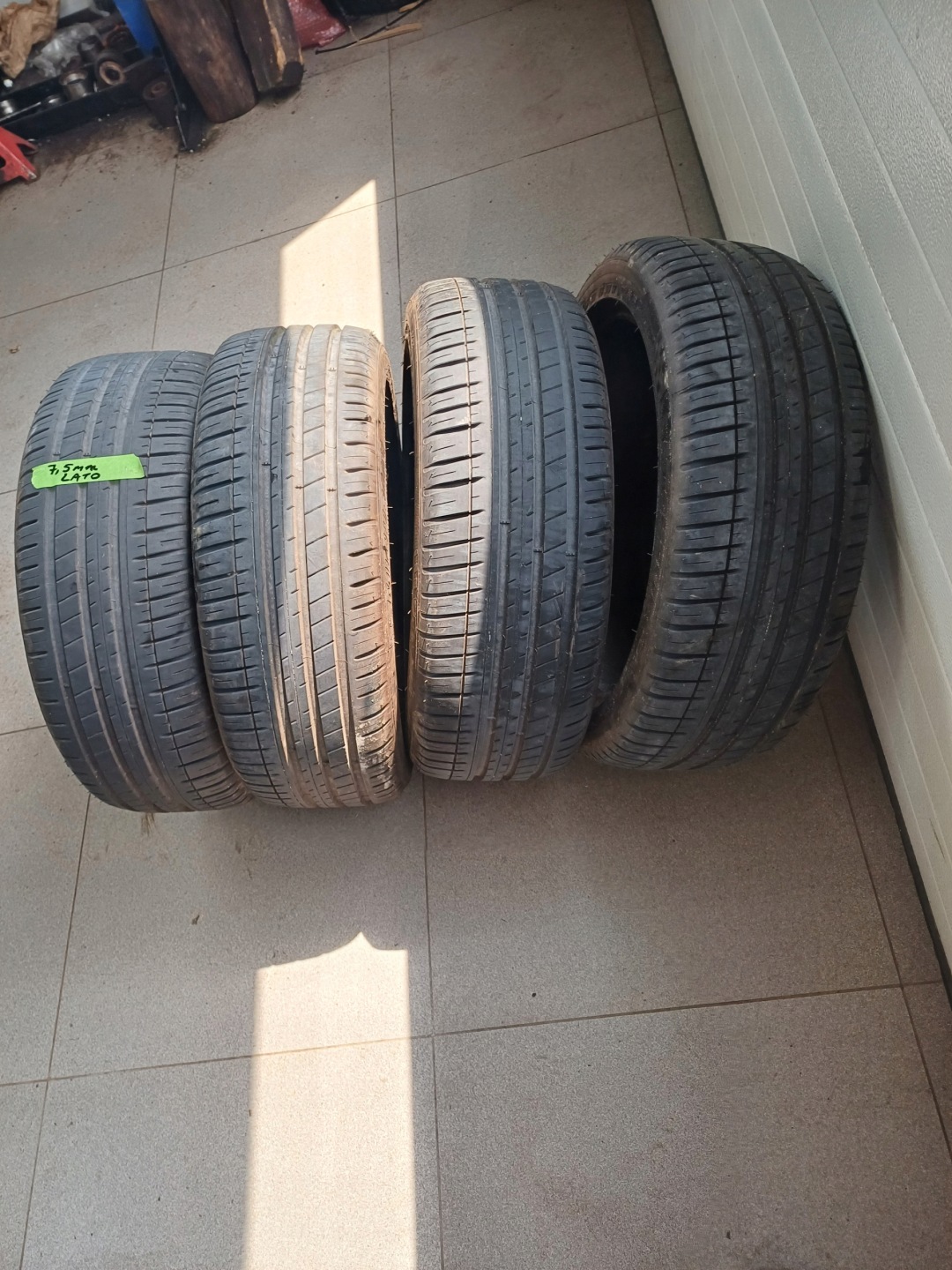 Reifen MICHELIN PILOT SPORT 3 215/45 R 18