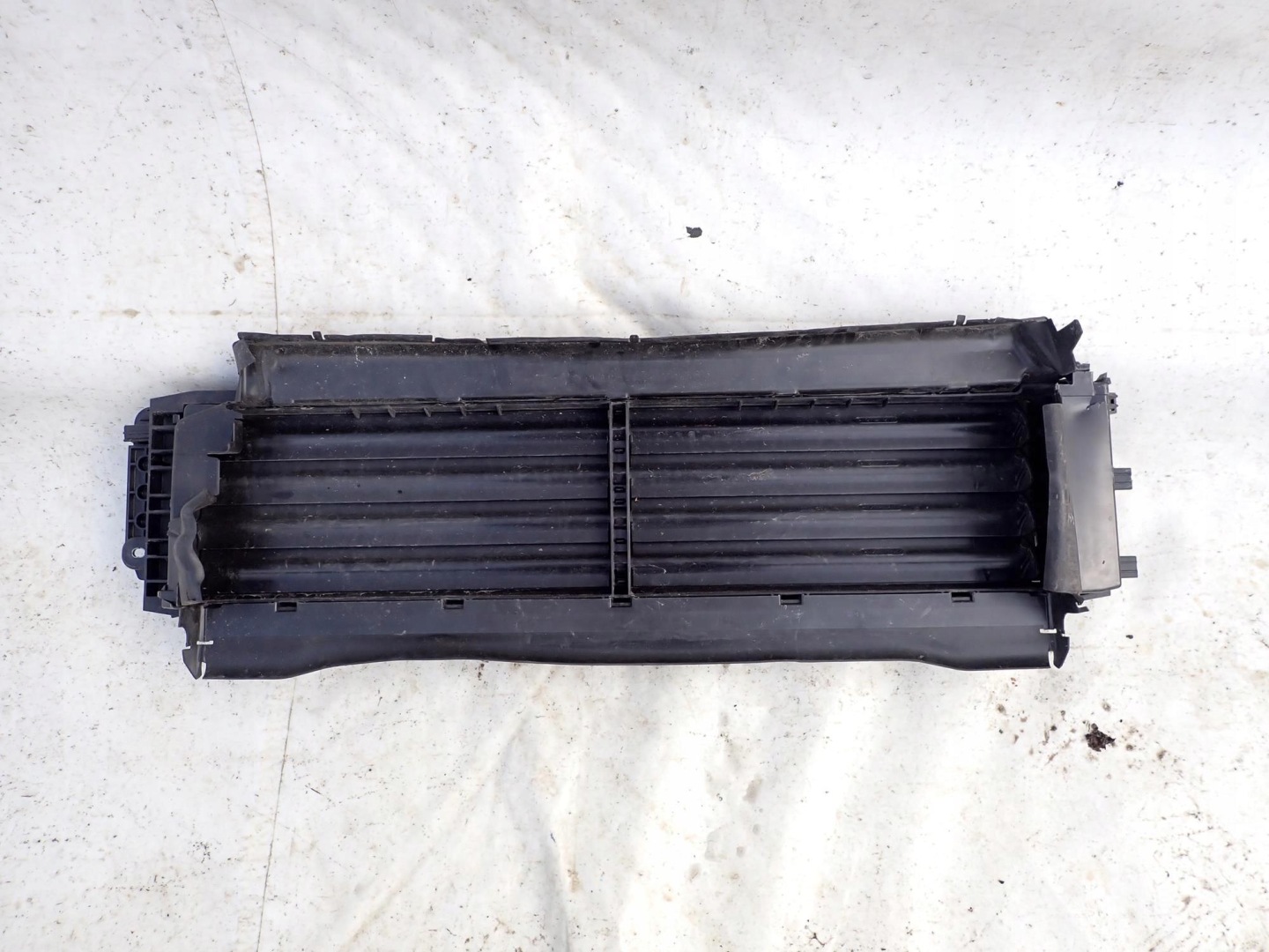 SKODA OCTAVIA IV 4 19-> blinds intake air