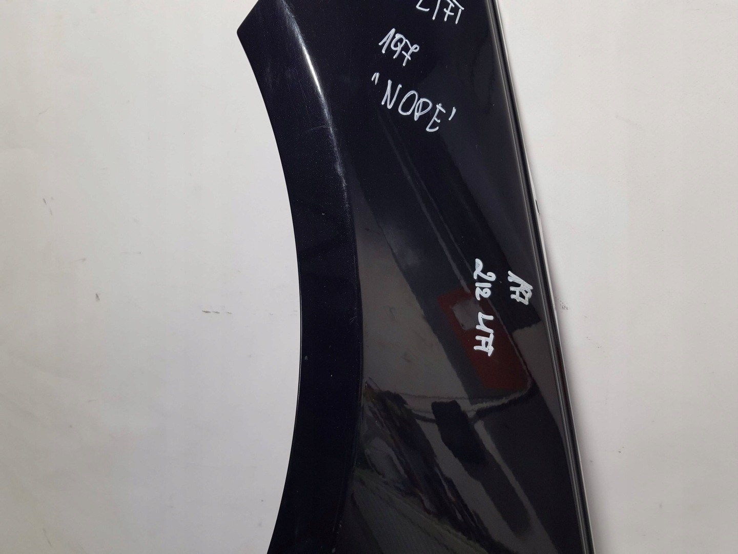 fender front left Mercedes E W212 c197 197