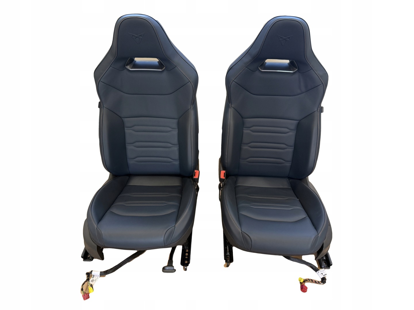 CUPRA ATECA LIFT Sitze vorne Leder