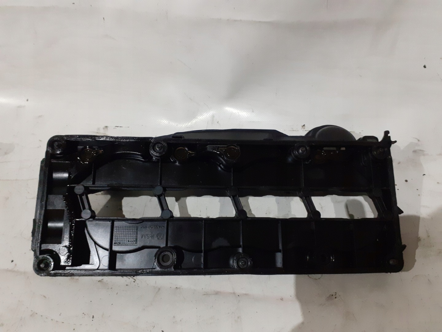 Abdeckung der Ventile AUDI A4 B8 2.0 TDI CAG