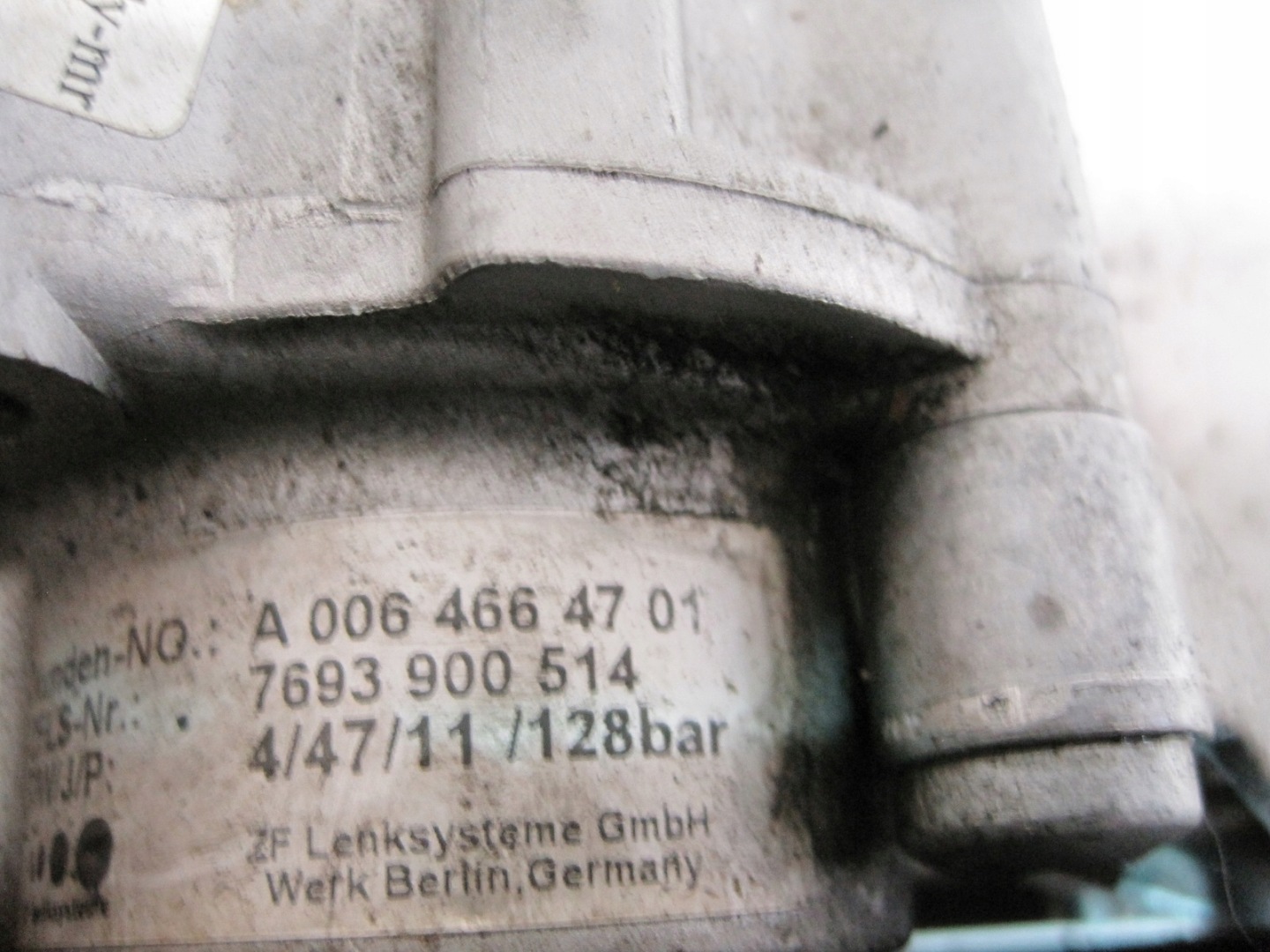 Pompa servosterzo Mercedes C KLASA 204 2,2CDI A0064664701