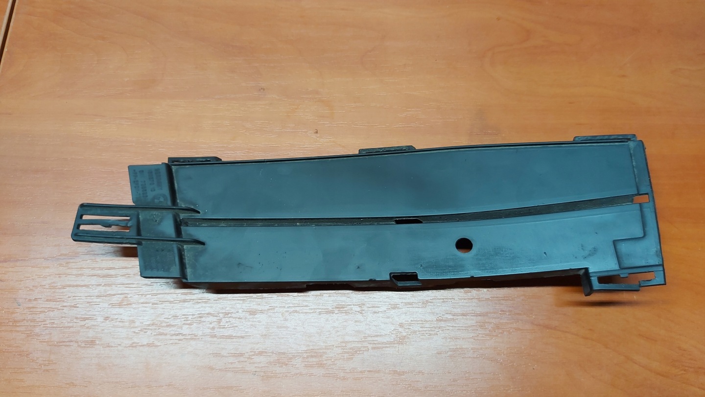 moulding grid of a bumper right right front BMW 5 G30 G31