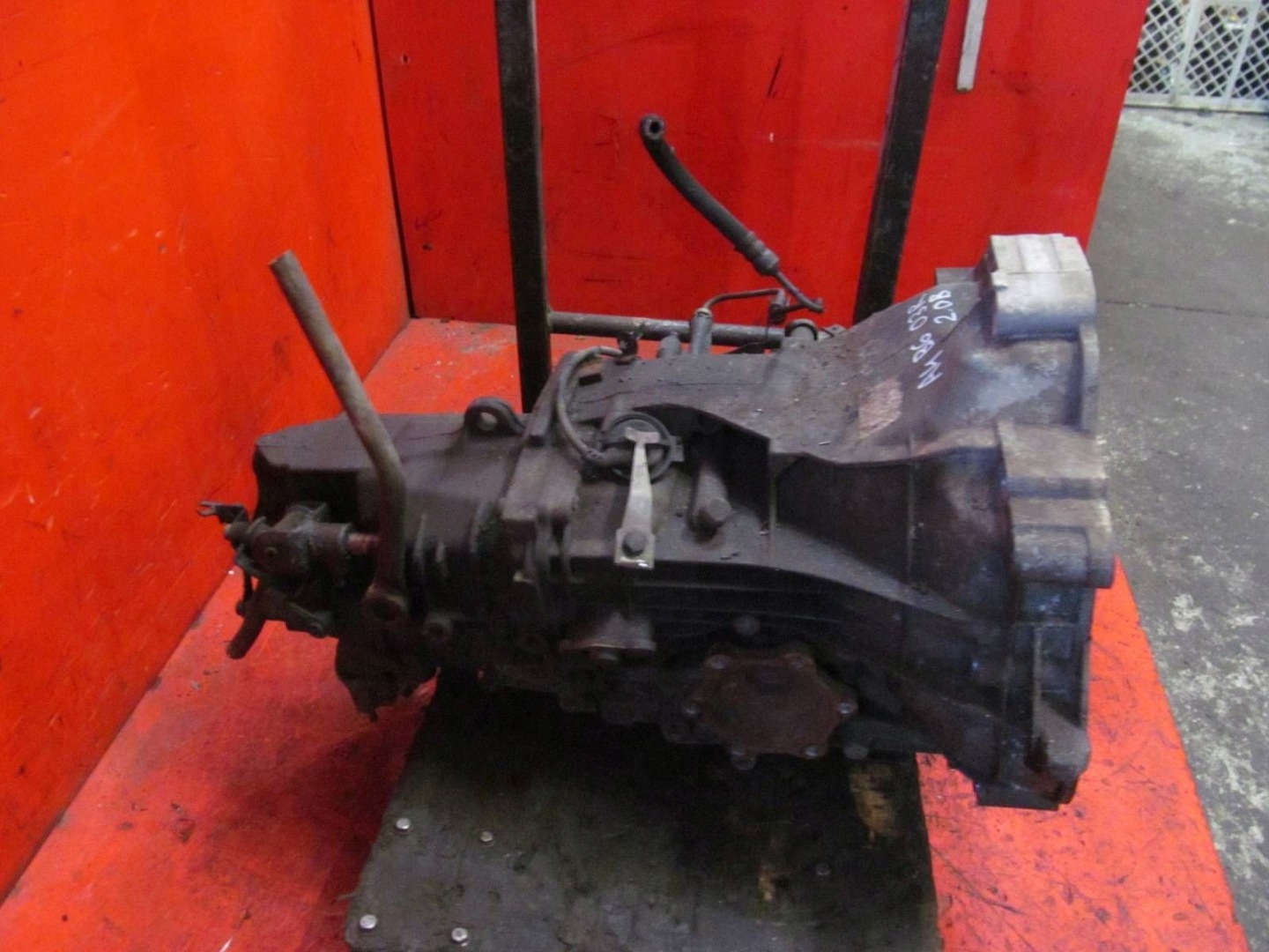 AUDI A4 B6 8E2 2.0 FSI AWA CAMBIO manuale 5KA GBN