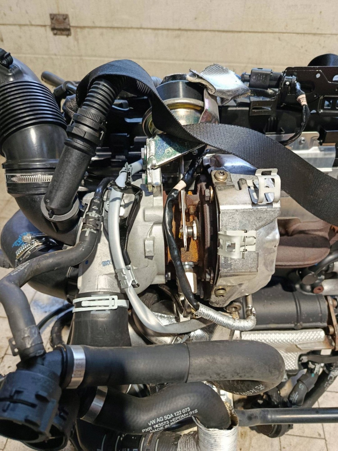 moteur complet 2.0 TDI DFG Volkswagen Touran III