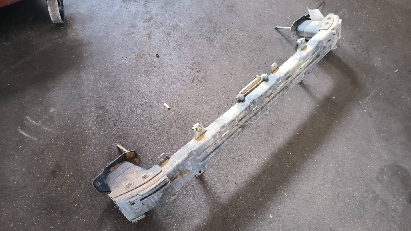 bumper support rear part 95420-J4200 HYUNDAI KONA