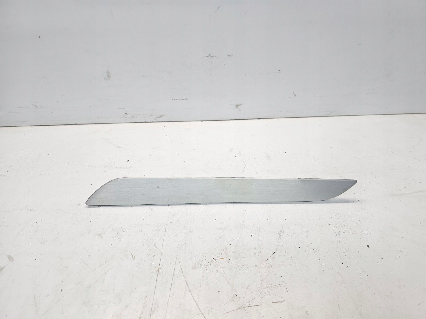 moulding DEKOR door left rear part AUDI Q3 8U 8U0867419