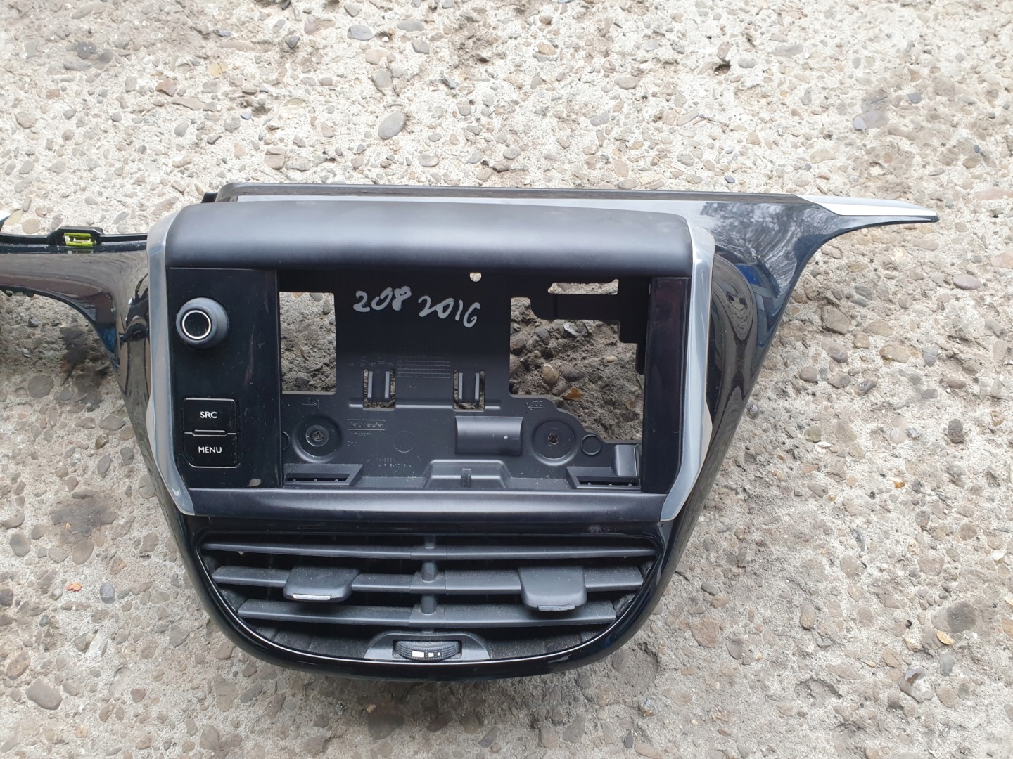 PANEL RADIA grid console NAVI PEUGEOT 208 2014