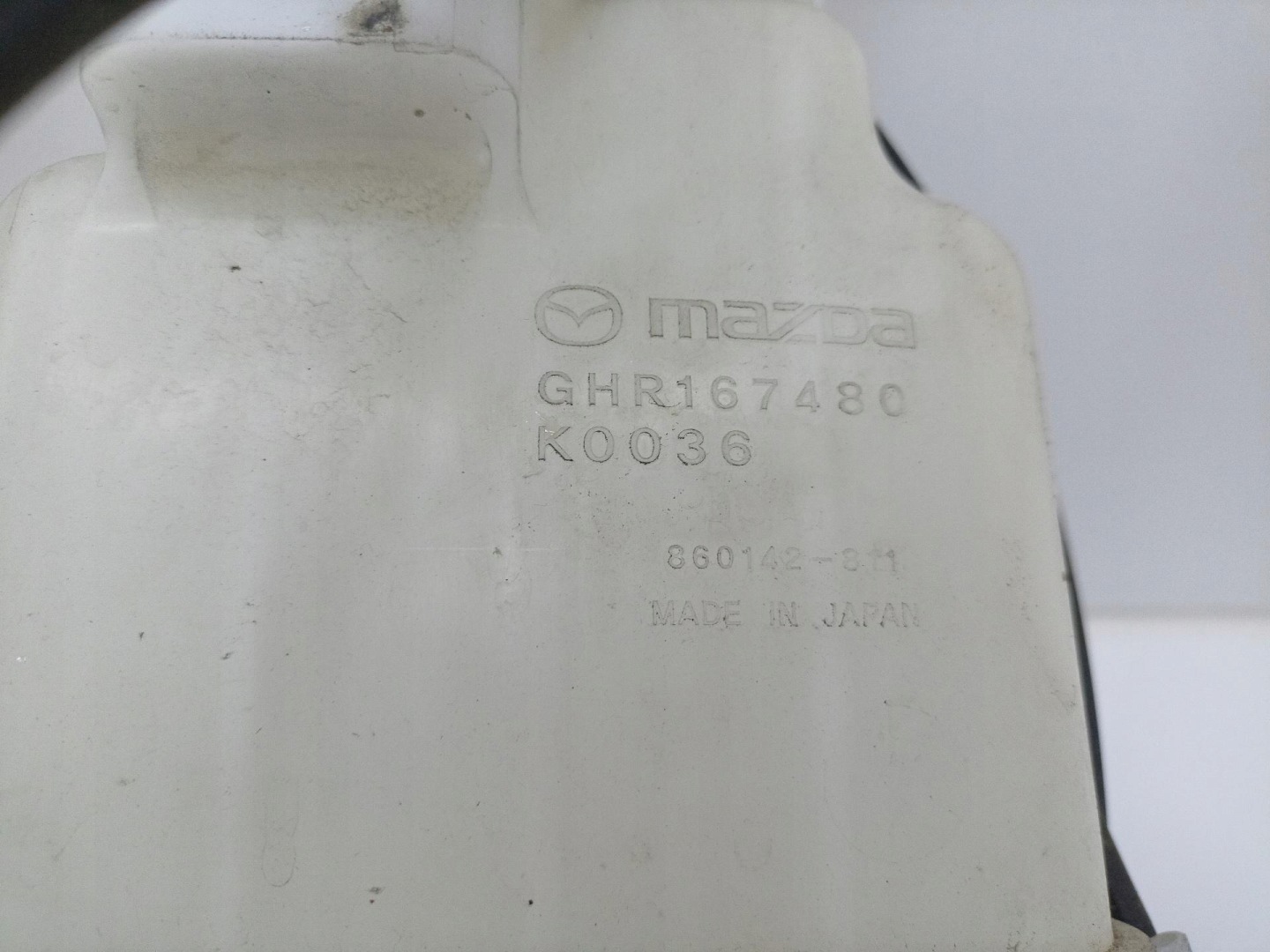 Behälter der Spritzdüse Mazda 6 3 2014 GHR167480