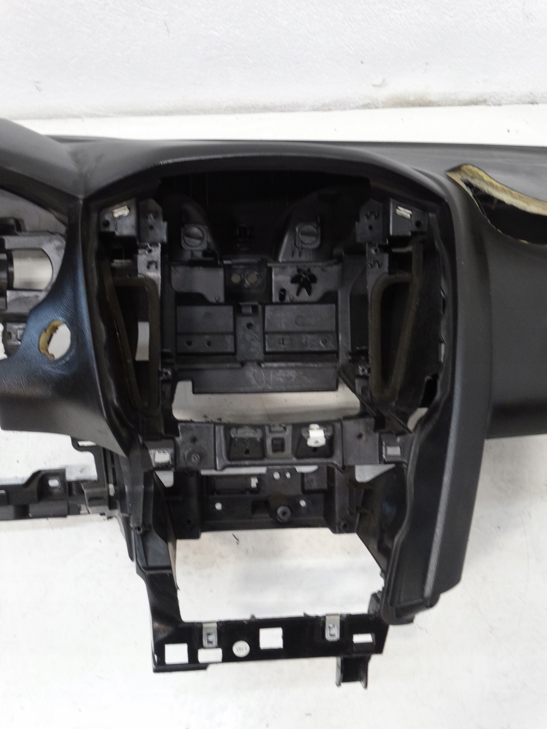 dashboard instrument panel console cockpit FORD FOCUS MK3 BM51-A044M25 10-19R.