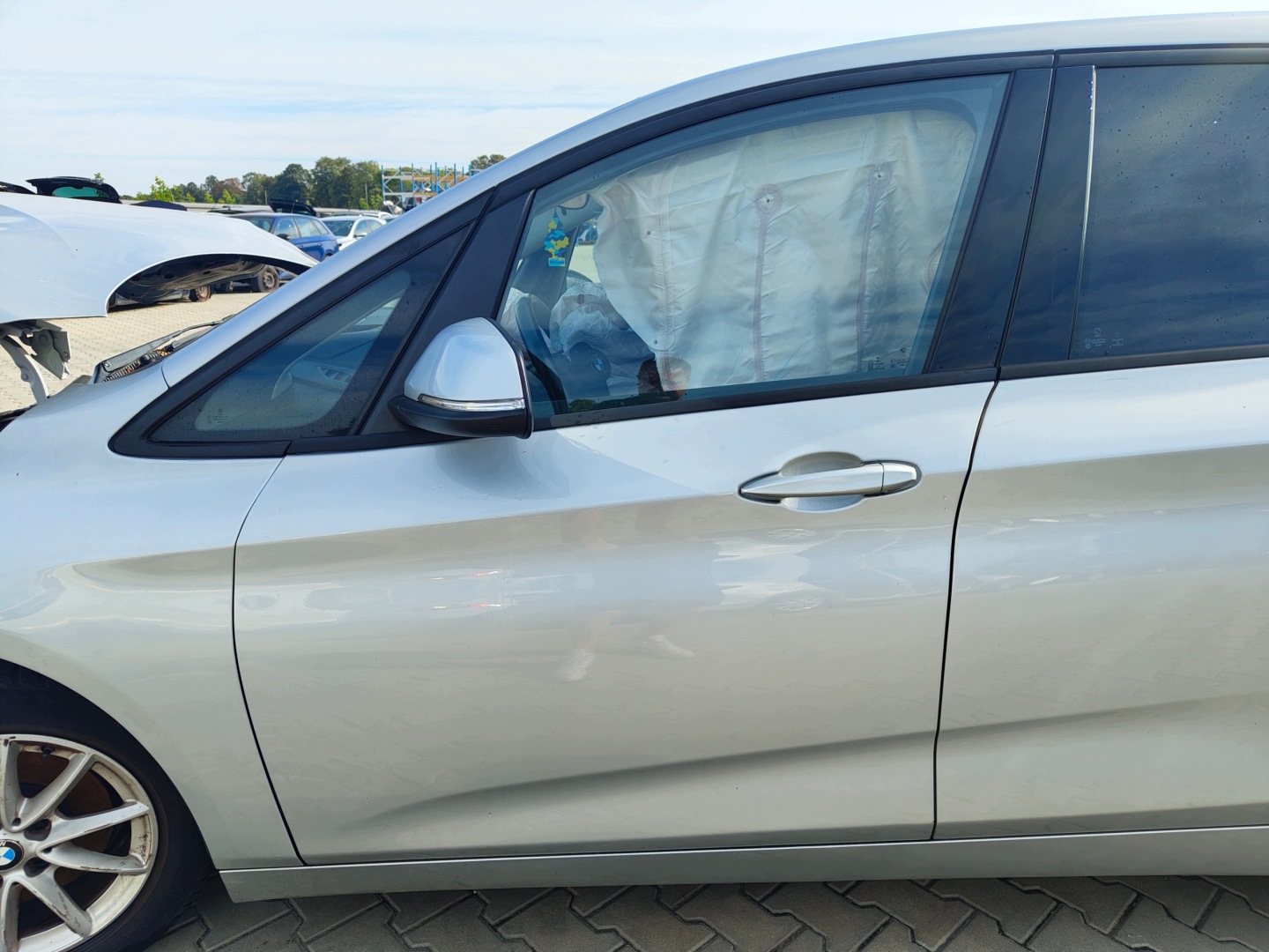 BMW 2 F46 door left front front A83