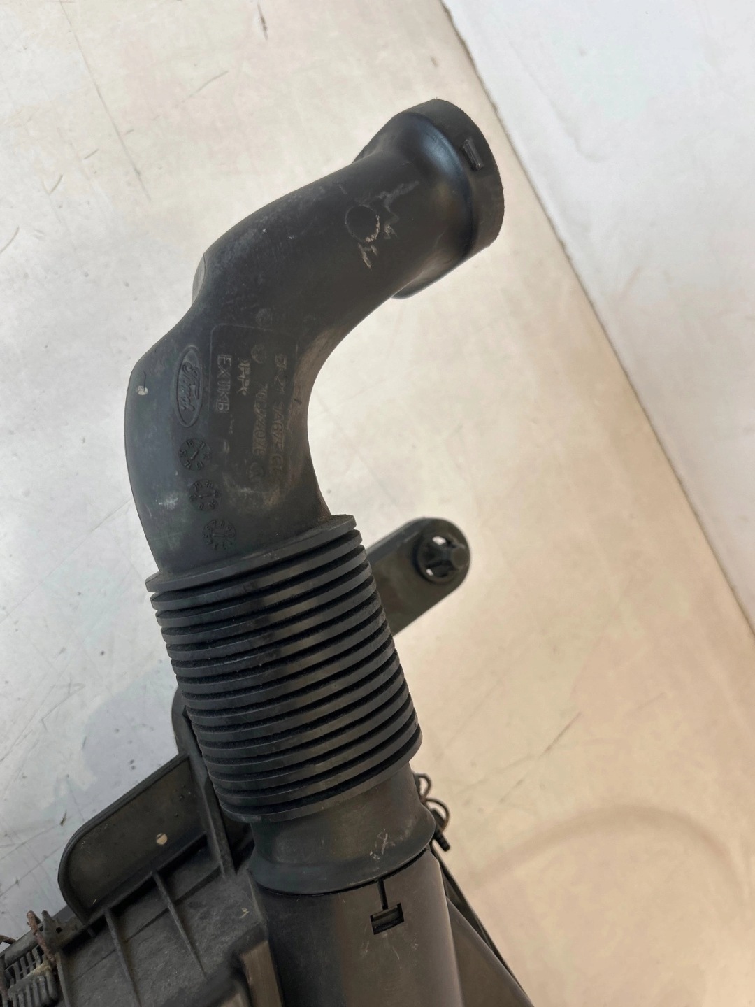 Gehäuse filter luft Ford Transit Cusotm Mk1