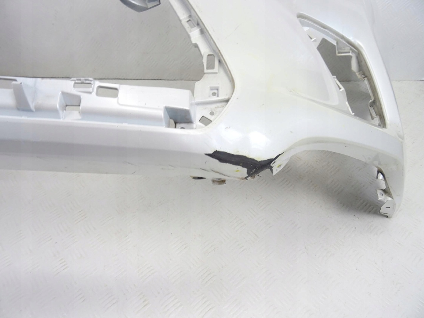 Lexus NX 300H LIFT 17- bumper front front