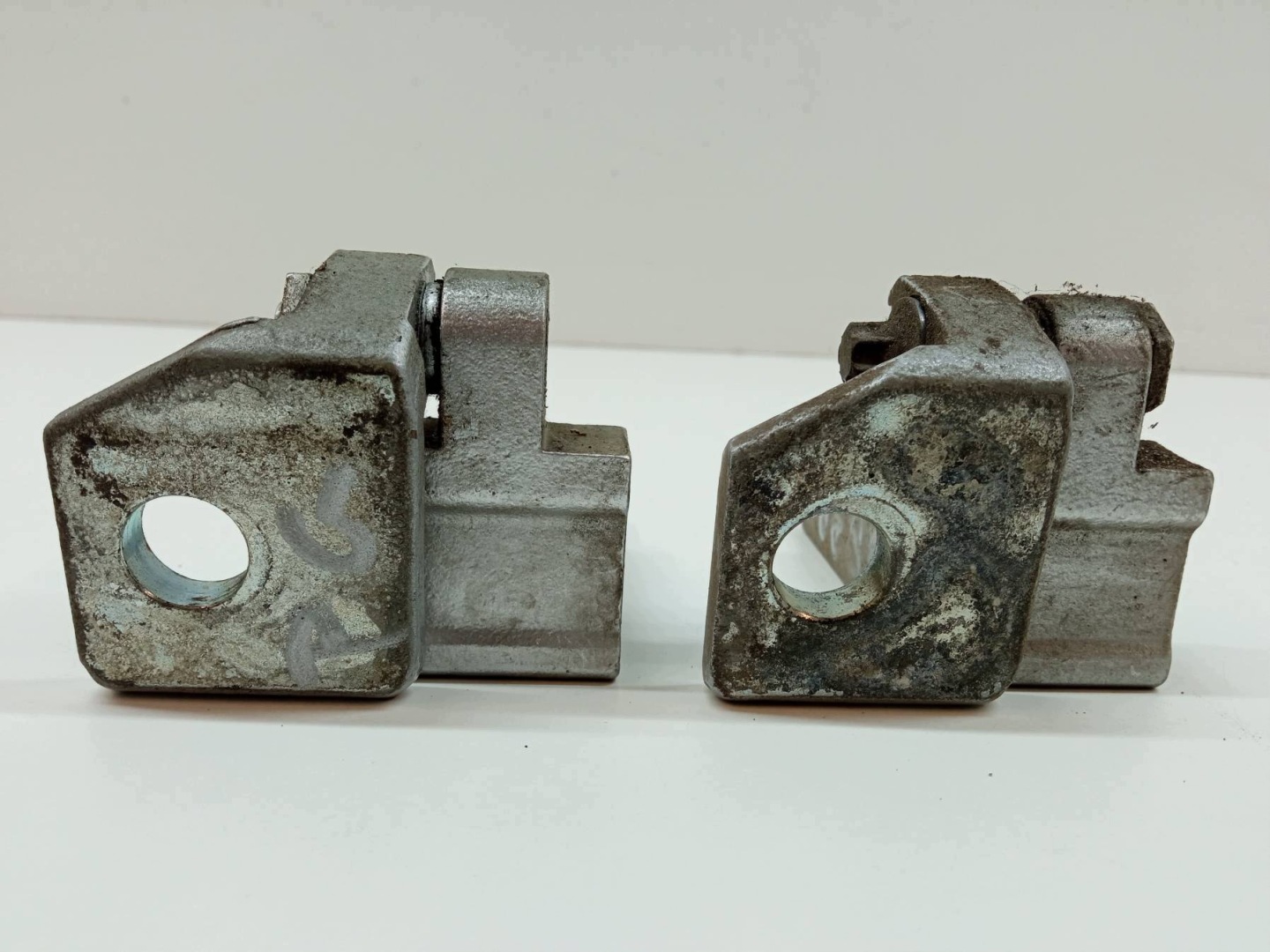 hinge door right front Opel Corsa V (2014- ) E