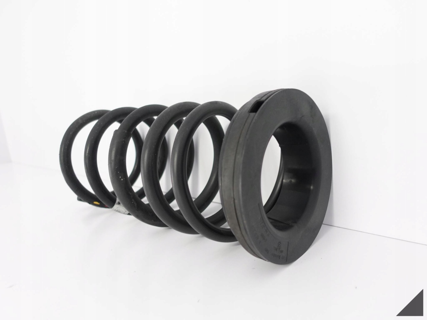 MERCEDES G-KLASA G63 AMG W463 shock absorber spring