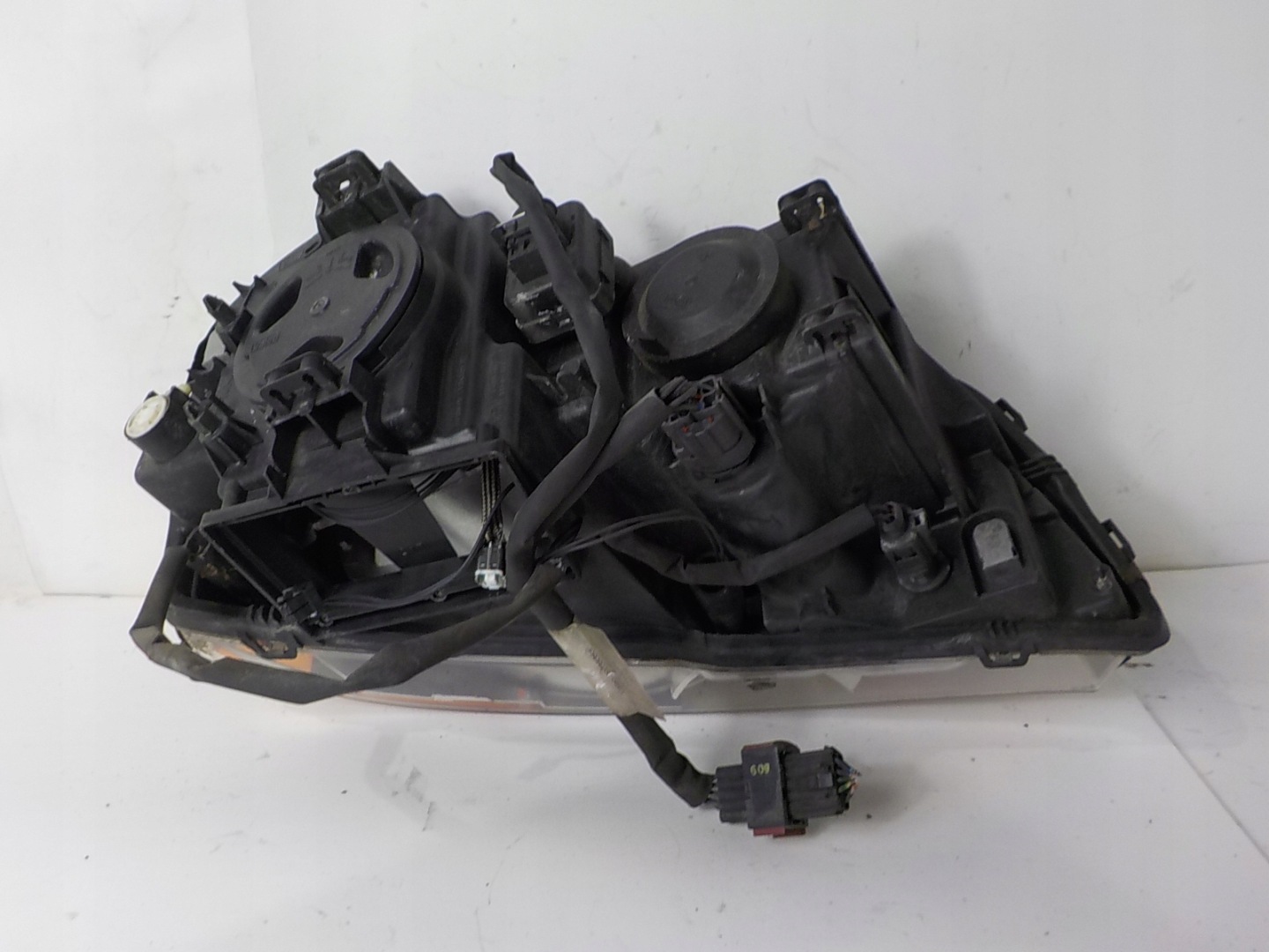VOLVO XC90 and XENON light left front front UK