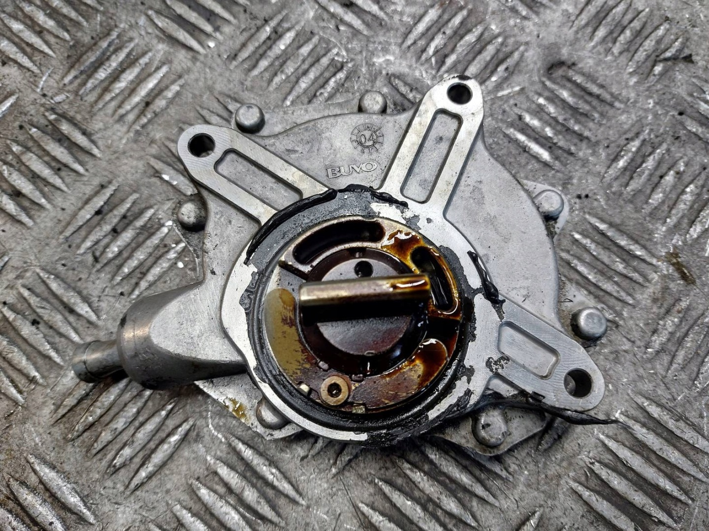 Pompa VACUM BMW E46 LIFT 318i 7542498 68739010