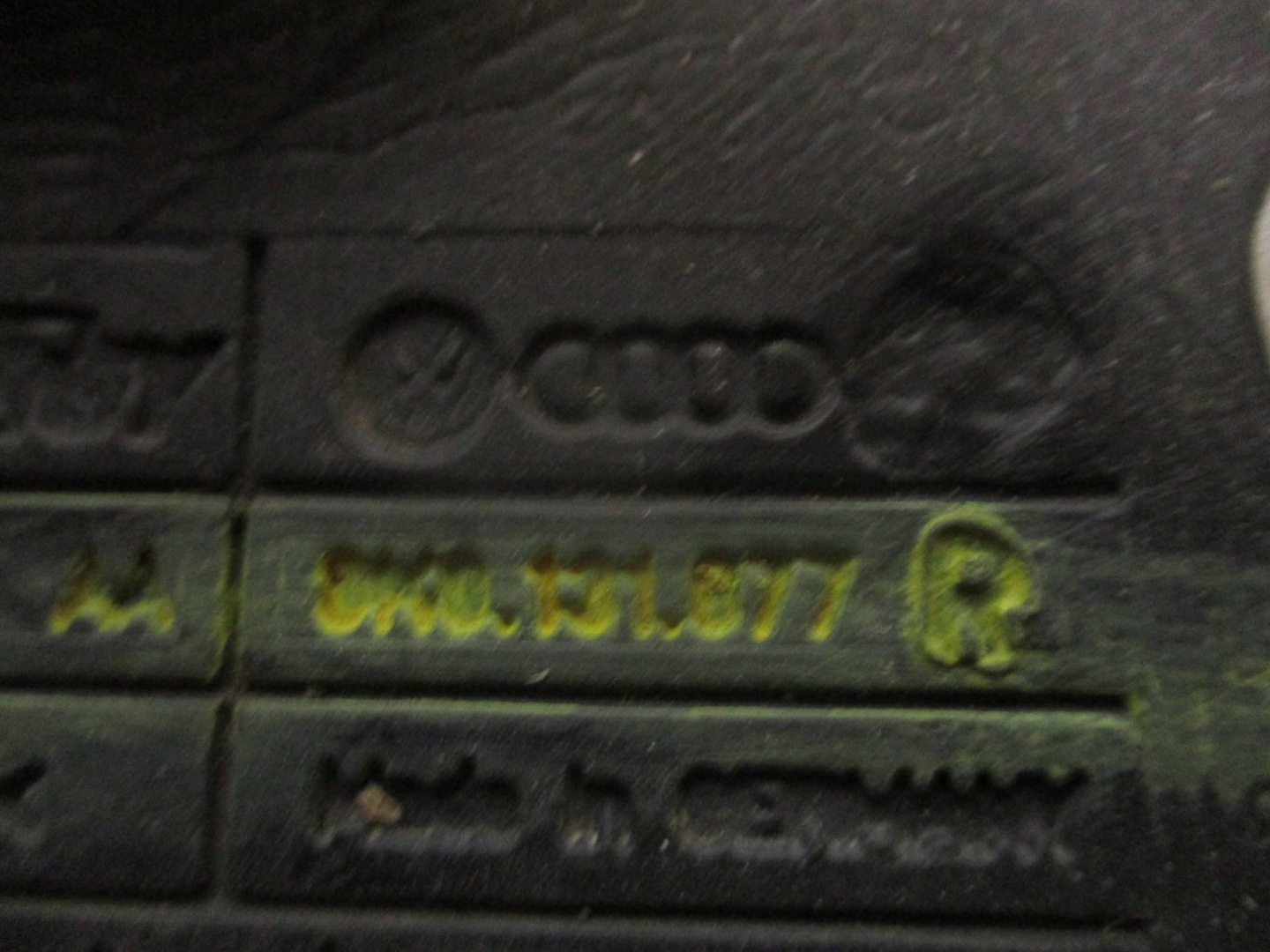 Behälter ADBLUE AUDI A4 S4 B8 8K 8K0131877R