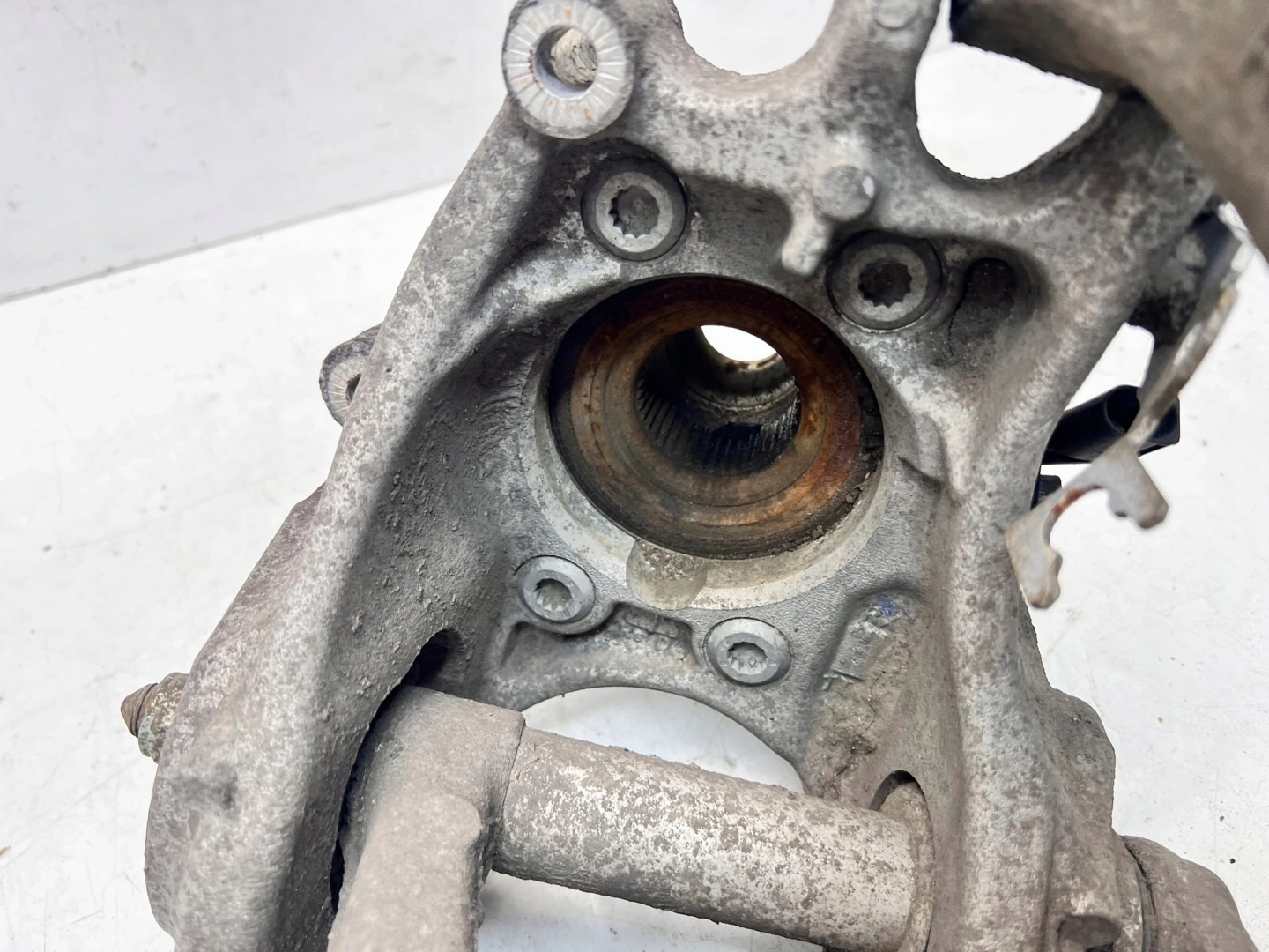 swing right rear part AUDI A6 C7 A7 Q5 8R0505312F complete