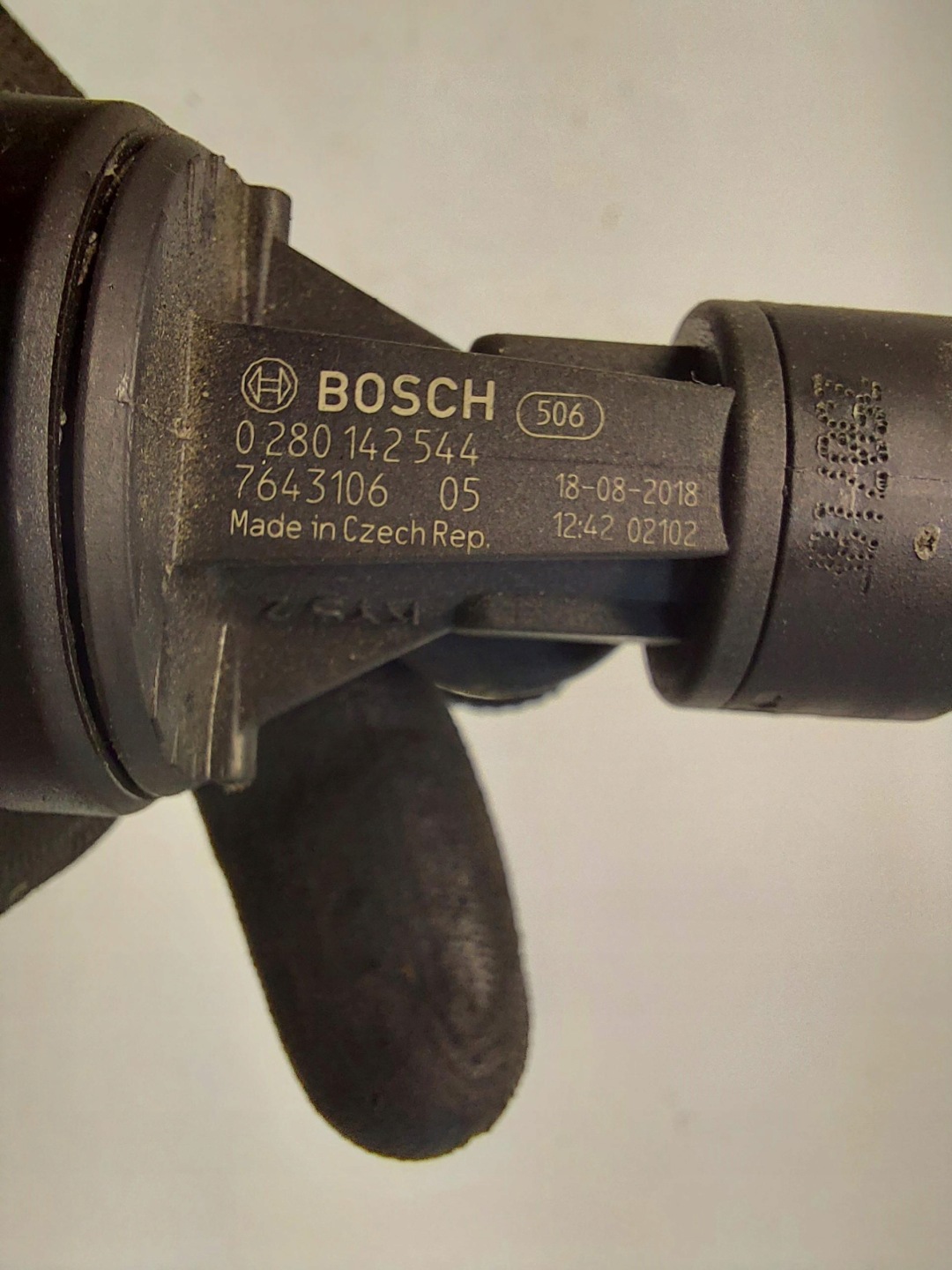 BMW G30 530E Sensor ODPOWIETRZAJACY Schlauch 861314103