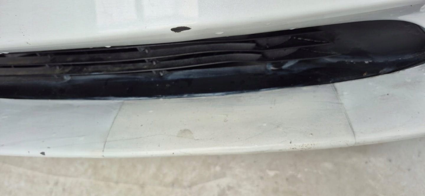 TESLA MODEL 3 bumper front front grid cover 1530700-04-F