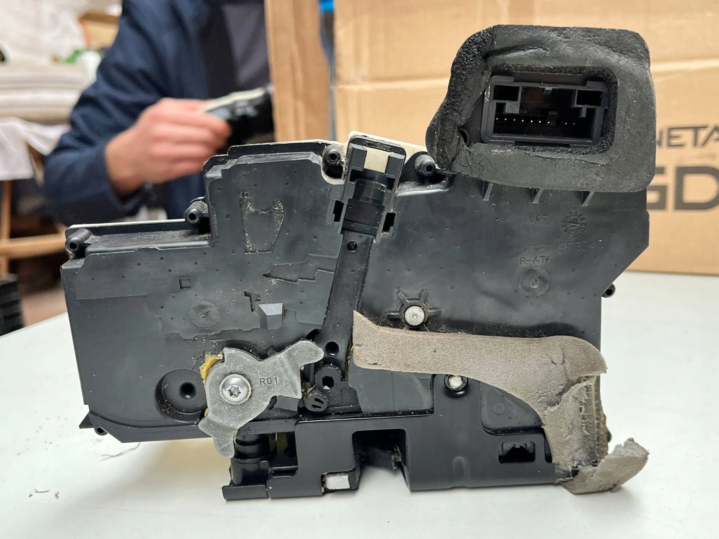 AUDI A7 4K8 lock door right rear part 4K0839016P !J