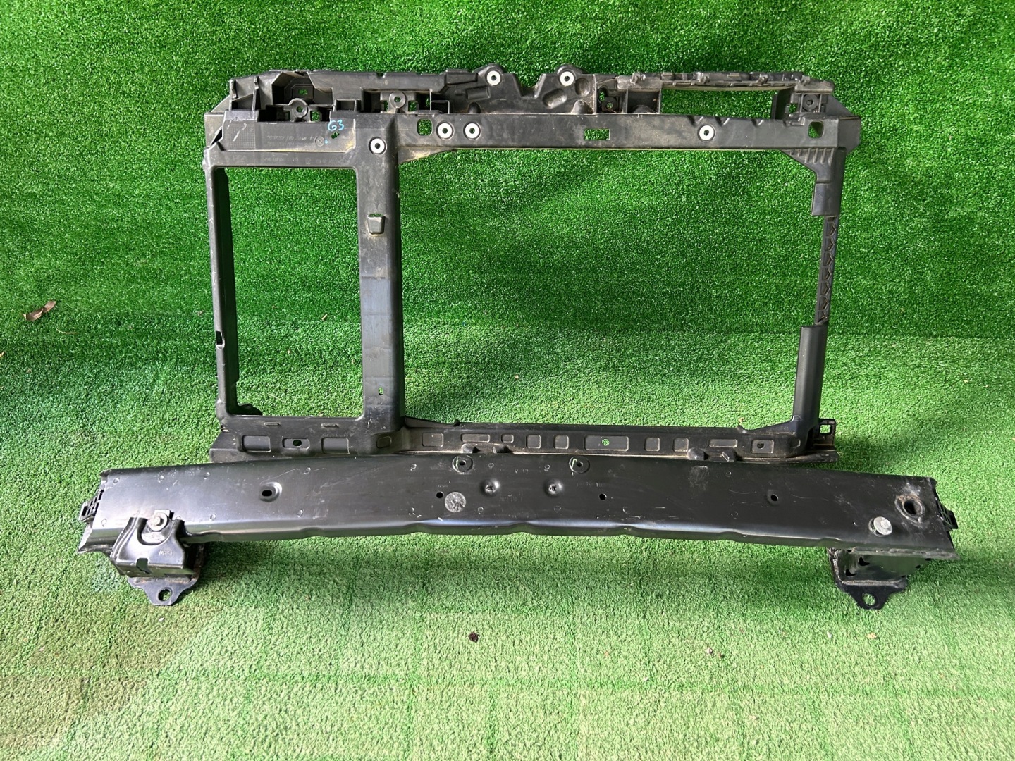 Opel Cors F 2019- support panel for radiators sider below bumper ori 39179-a00