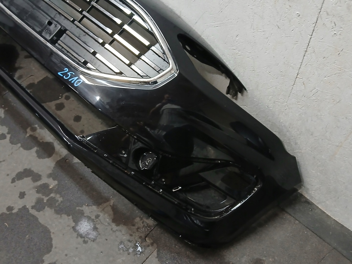 lökhárító eleje FORD FOCUS MK4 LIFT