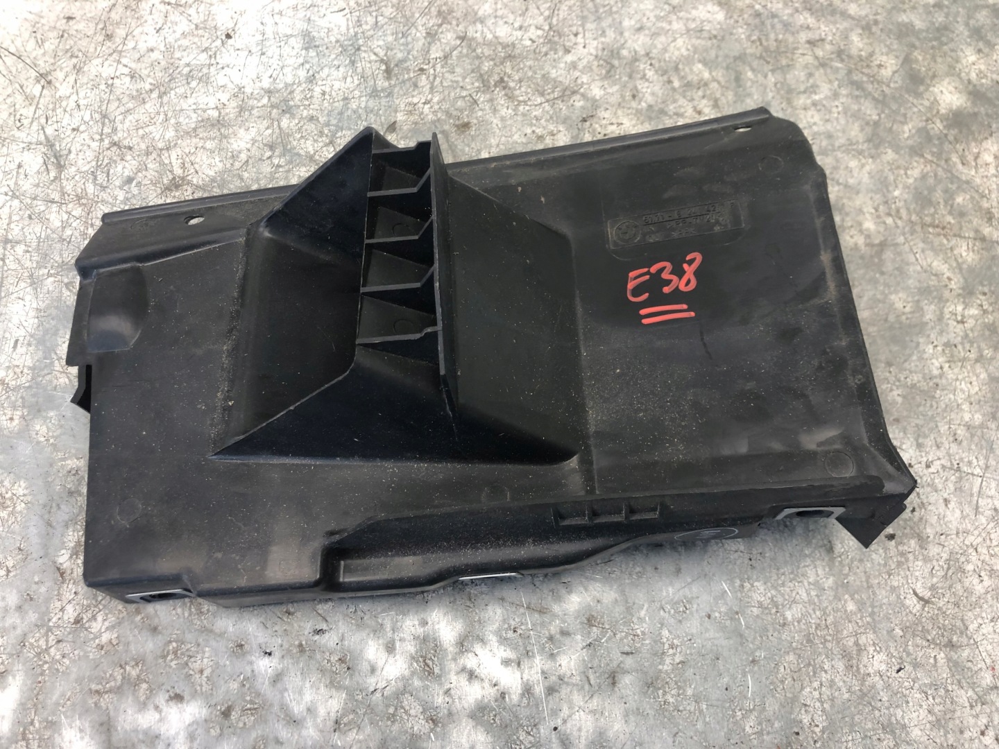 volant vzduchový pravá BMW 7 E38 8241424