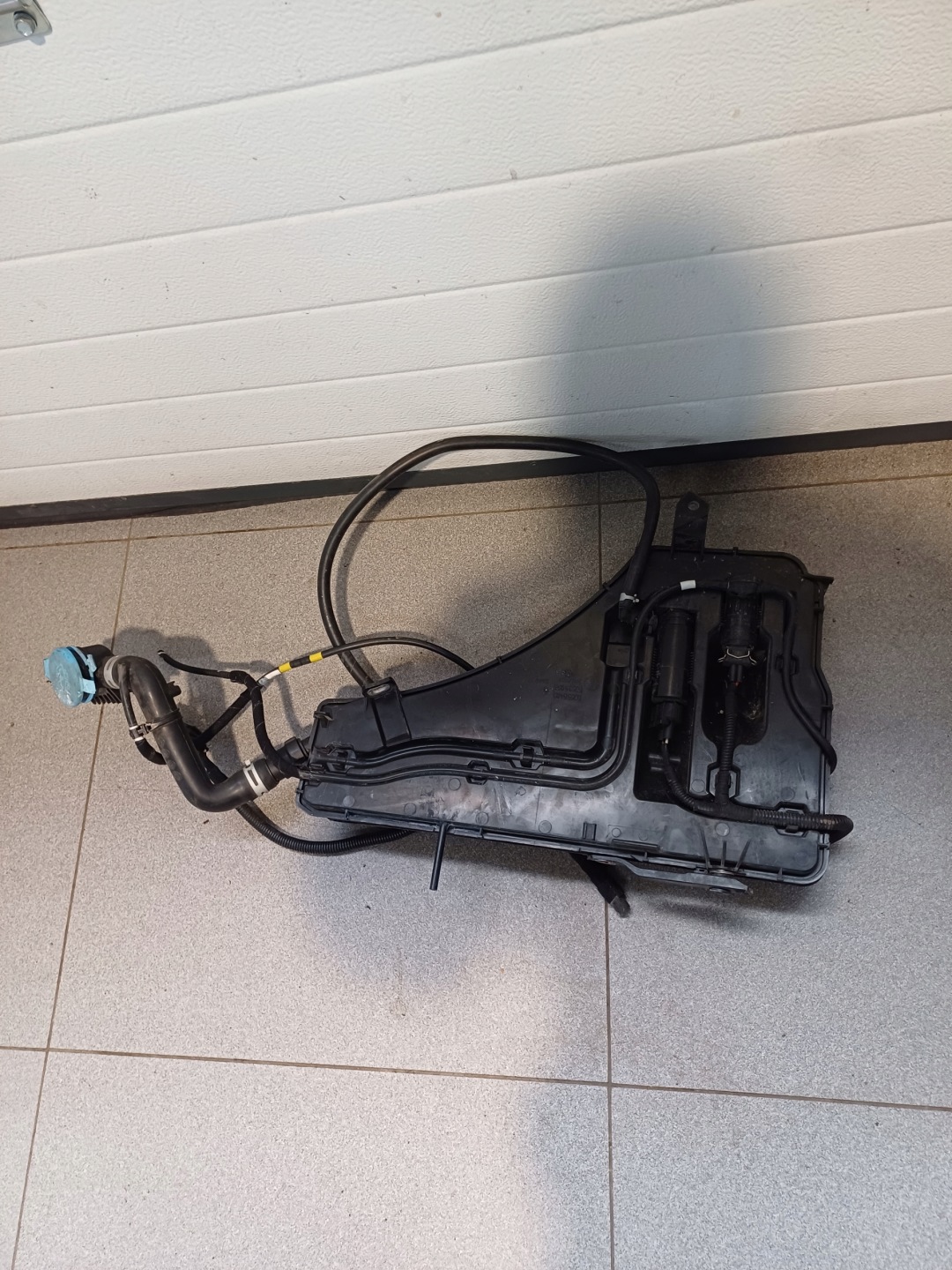 serbatoio LIQUIDO LAVAFARI ALFA ROMEO STELVIO 50556493