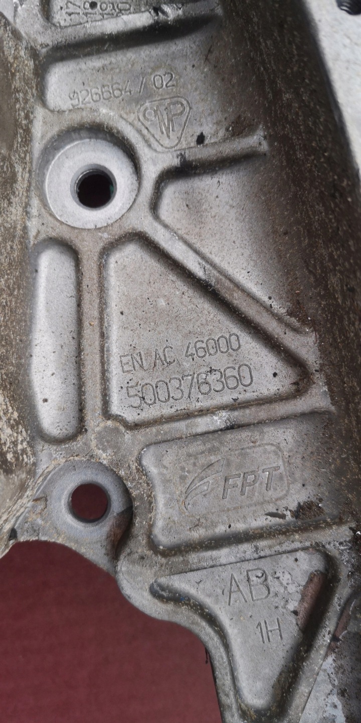 FIAT DUCATO 2.3 EURO6 Support 500376360 Comme Neuf