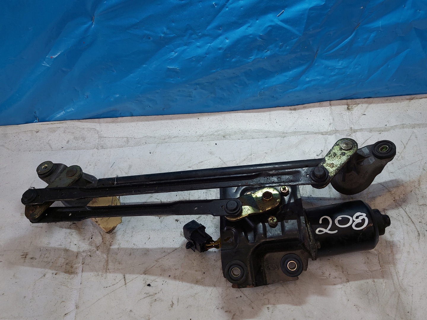 wiper mechanism HYUNDAI GETZ 981001C100 front